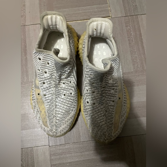 Adidas x Yeezy Boost - very good condition, size 5 men's - Picture 3 of 11